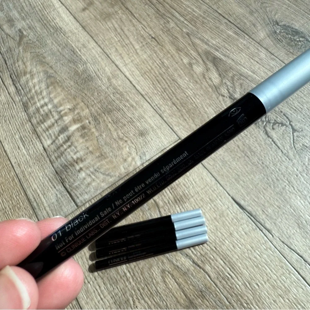 Clinique Pretty Easy eyelining pen eyeliner 01 black LOT 5 bundle New Unused